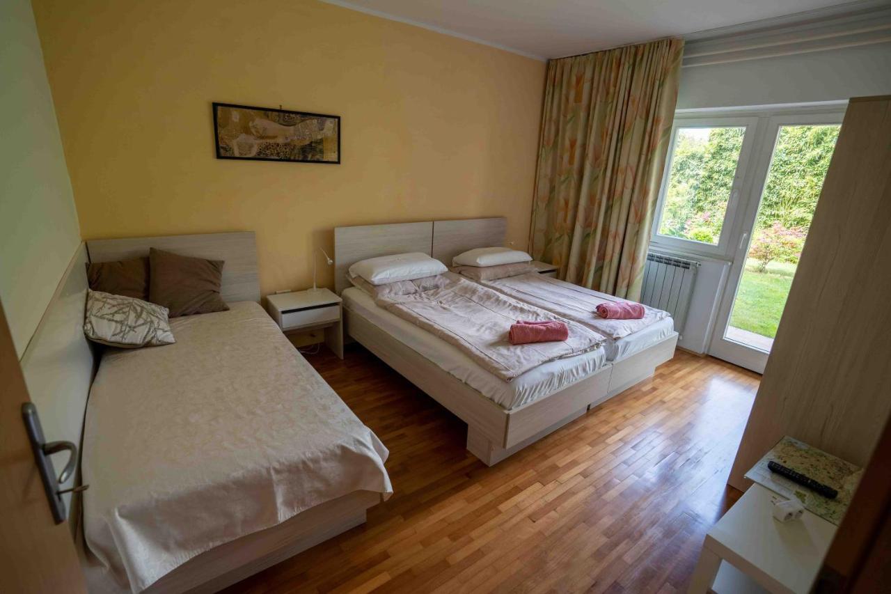 Soraja Apartments Izola Exteriör bild